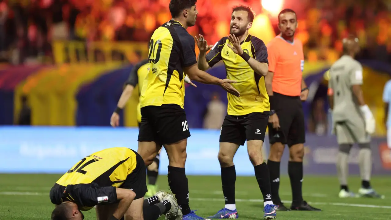 رؤيا الإخباري | كم مرة فاز الحسين إربد بلقب الدوري الأردني لكرة القدم؟